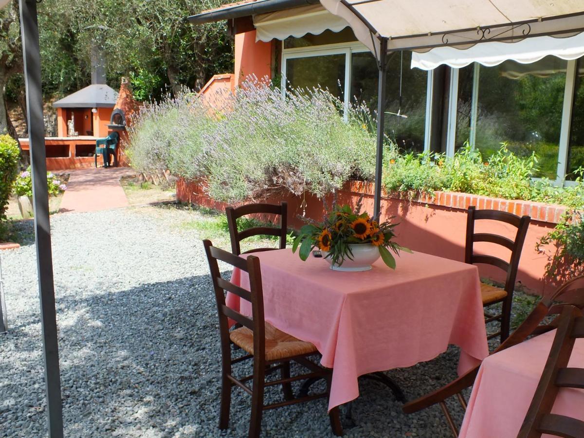 Gli Ulivi Bed&breakfast Bed and Breakfast Fosdinovo Esterno foto